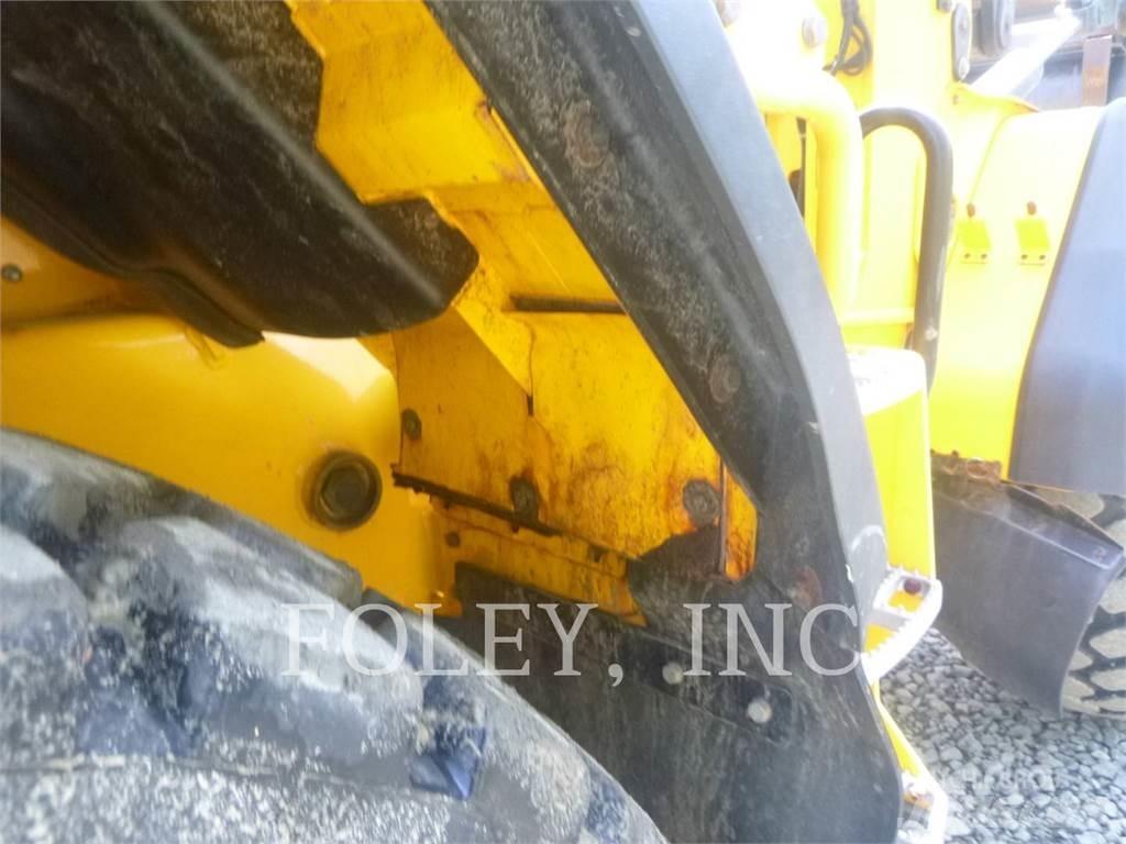 JCB 427 HT T4F 轮式装载机
