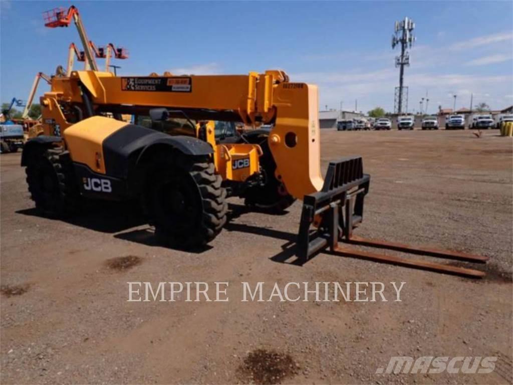 JCB 509-42 伸缩臂叉装车|叉装车
