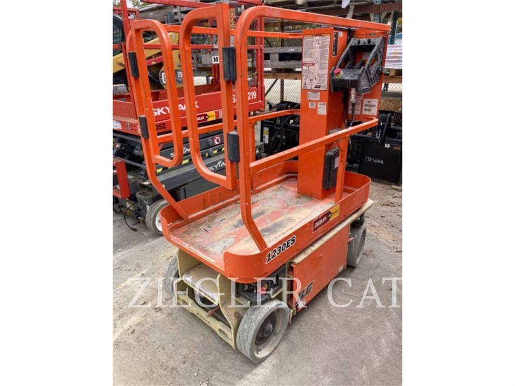 JLG 1230ES 剪叉式升降机