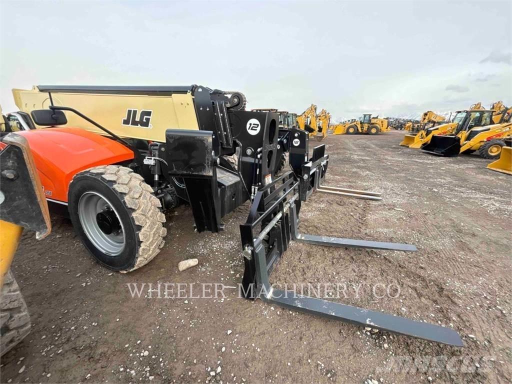 JLG 1255 伸缩臂叉装车|叉装车