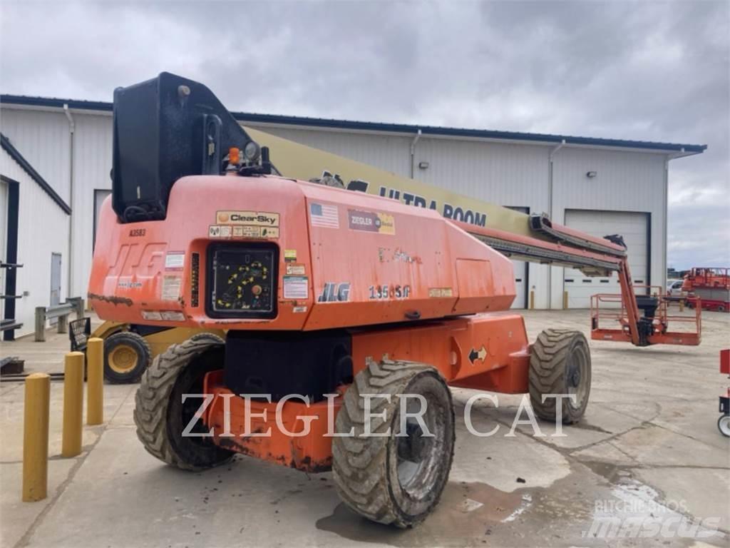 JLG 1350SJP 曲臂高空工作平台