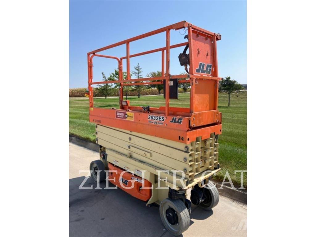 JLG 2632ES 剪叉式升降机