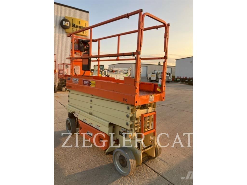 JLG 2632ES 剪叉式升降机