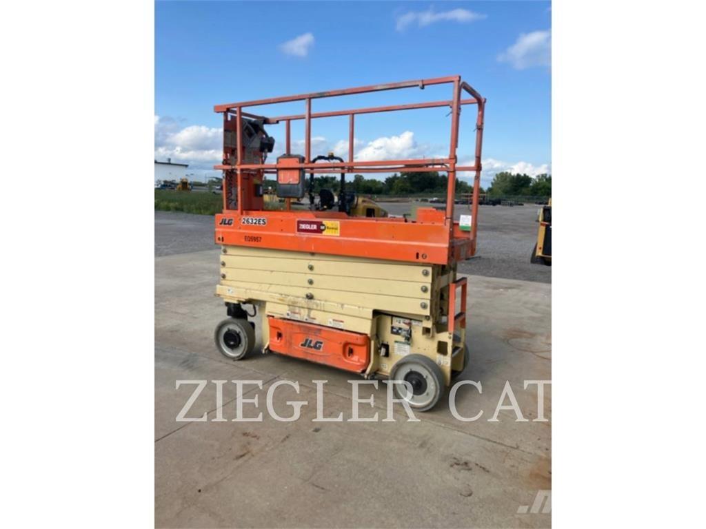 JLG 2632ES 剪叉式升降机