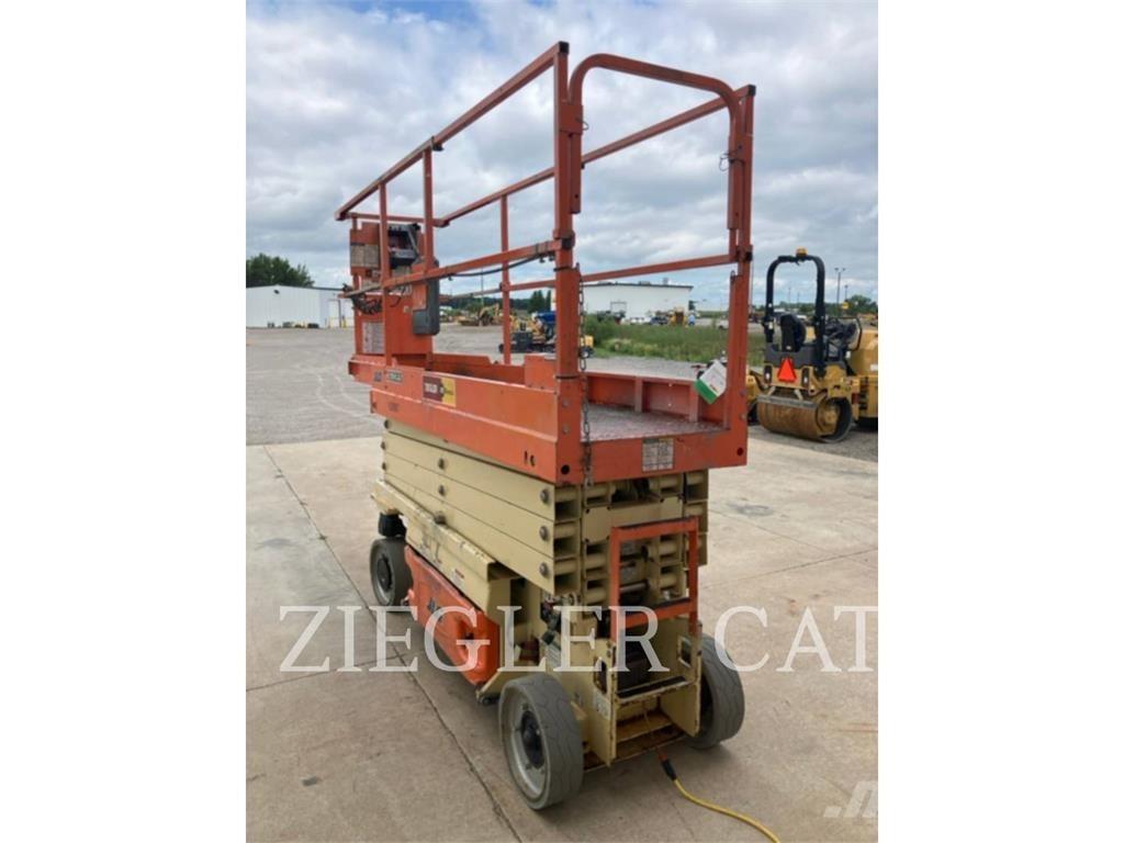 JLG 2632ES 剪叉式升降机