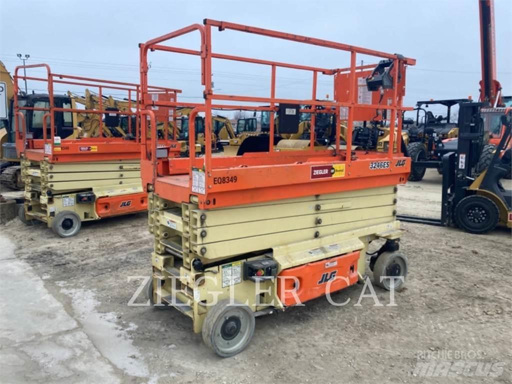 JLG 3246ES 剪叉式升降机