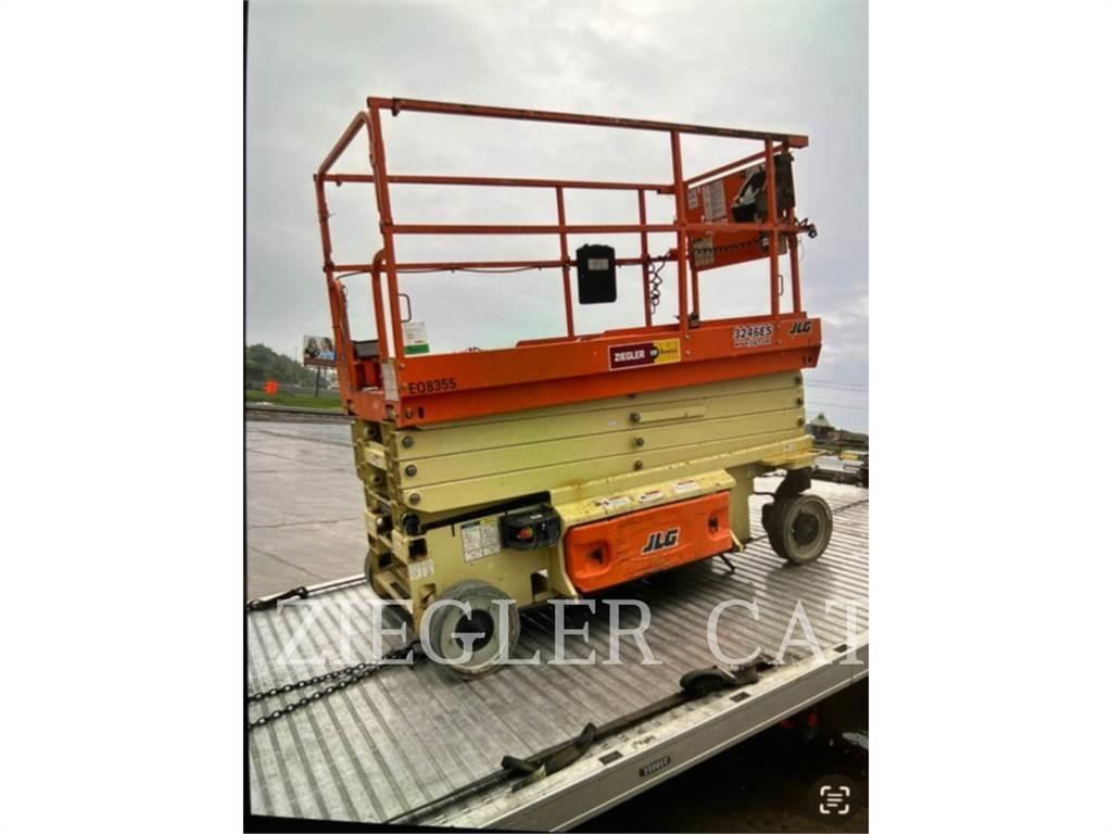 JLG 3246ES 剪叉式升降机