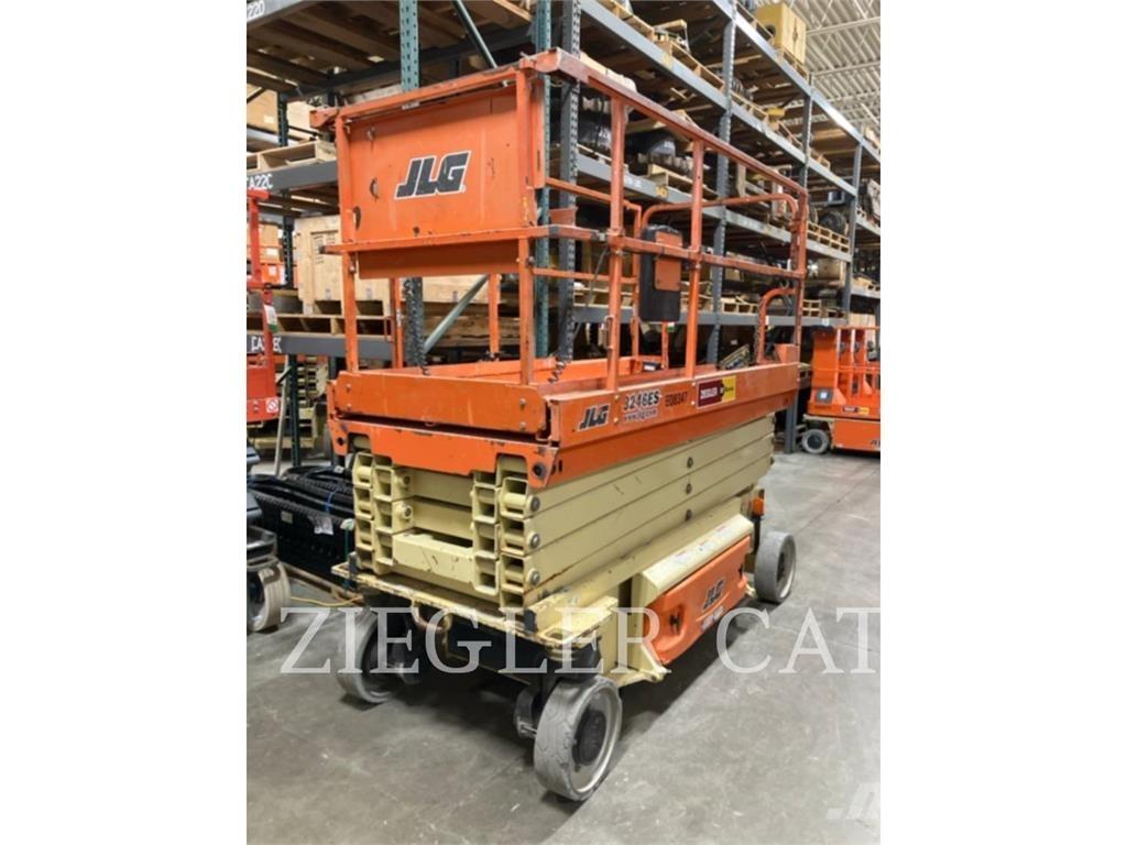 JLG 3246ES 剪叉式升降机