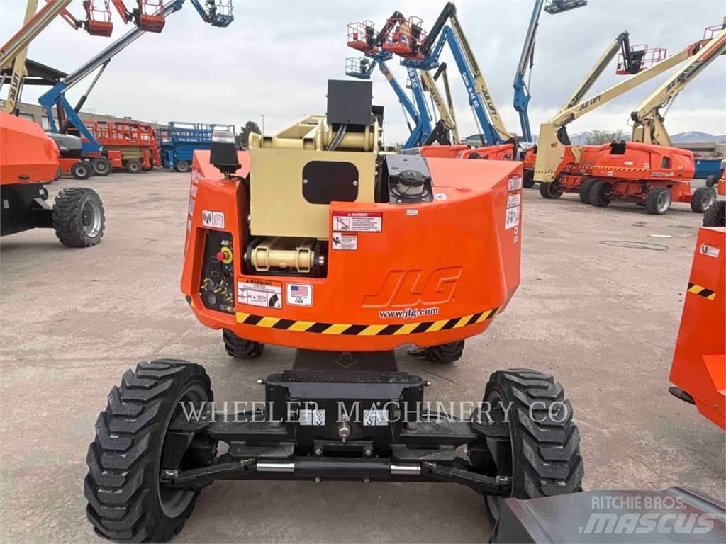 JLG 340AJ 曲臂高空工作平台