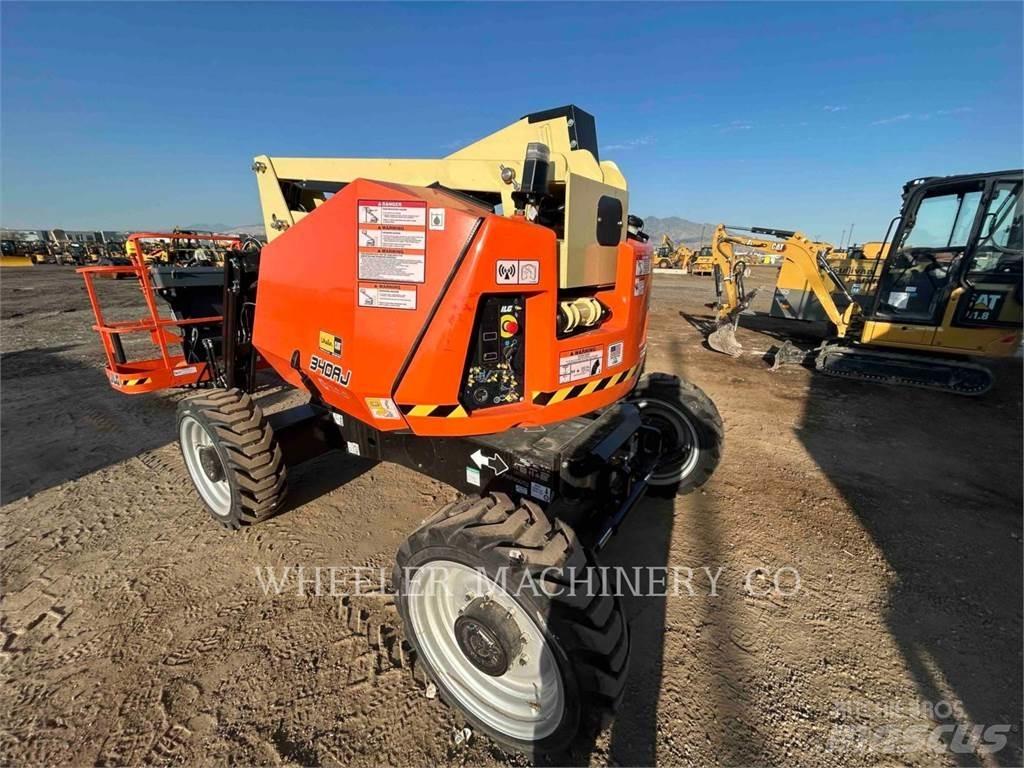 JLG 340AJ 曲臂高空工作平台