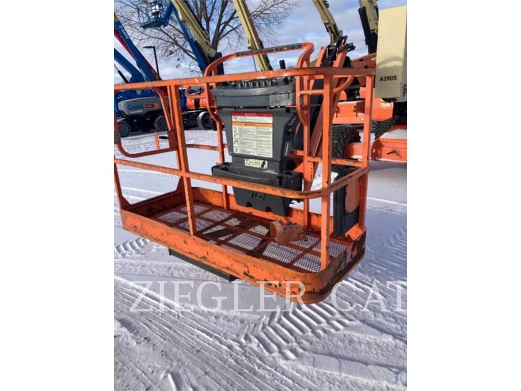JLG 450AJ 曲臂高空工作平台