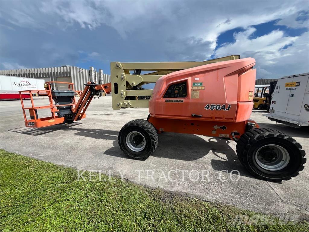 JLG 450AJ 曲臂高空工作平台