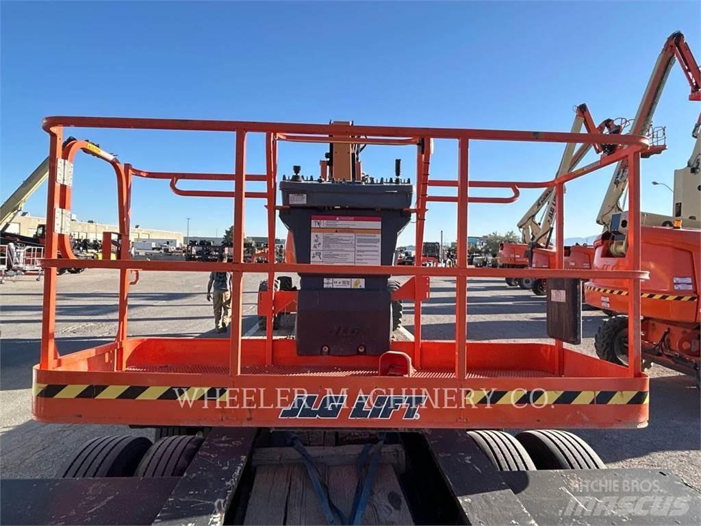 JLG 460SJ 曲臂高空工作平台