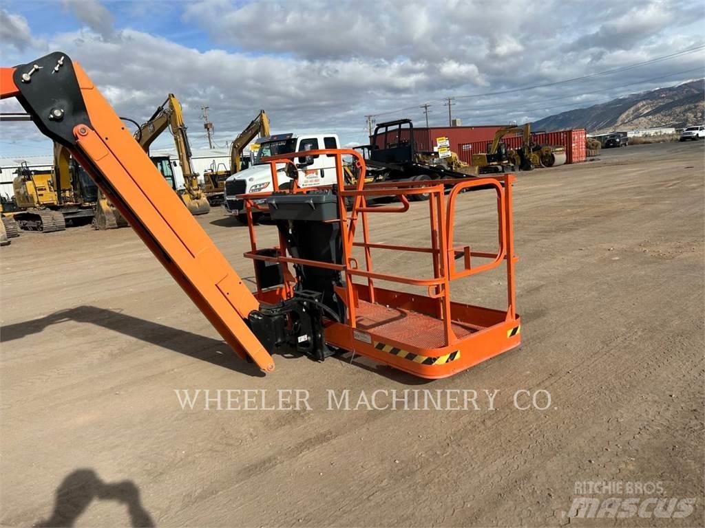 JLG 460SJ 曲臂高空工作平台