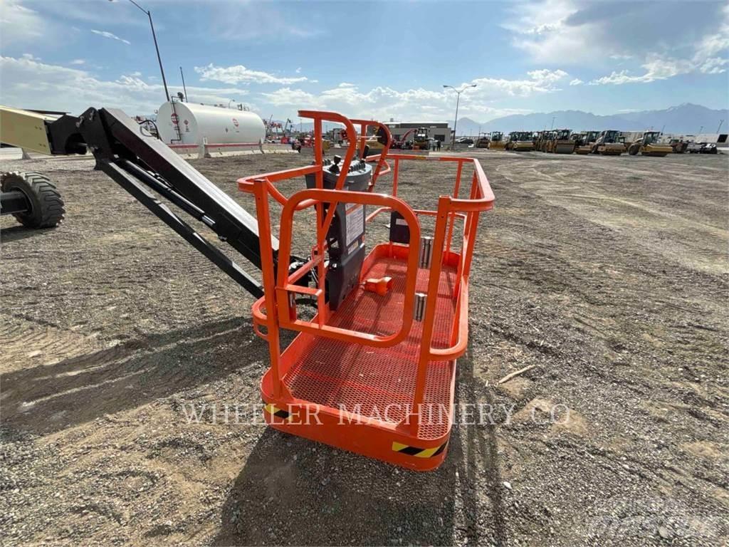 JLG 460SJ 曲臂高空工作平台