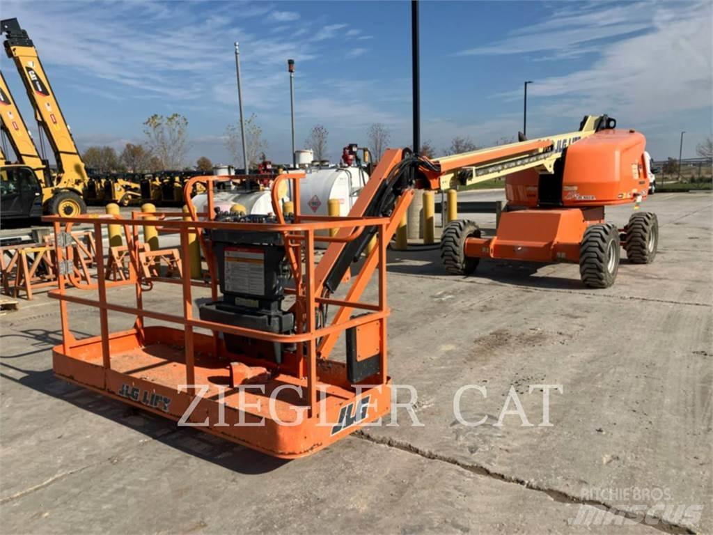 JLG 460SJ 曲臂高空工作平台