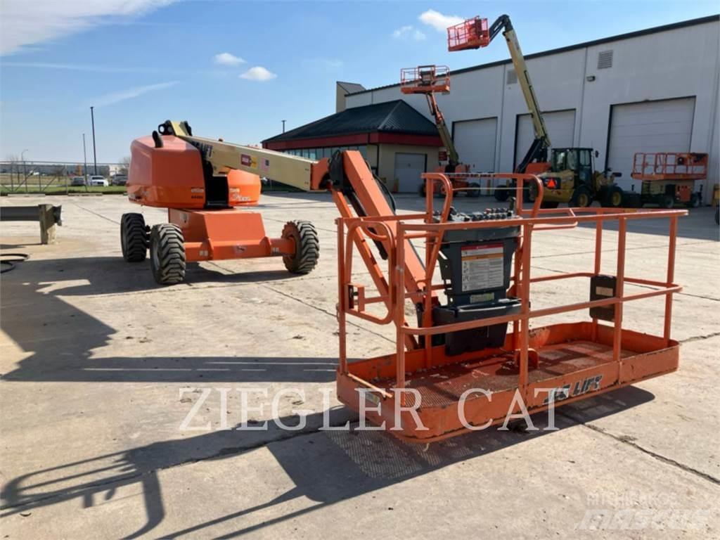 JLG 460SJ 曲臂高空工作平台