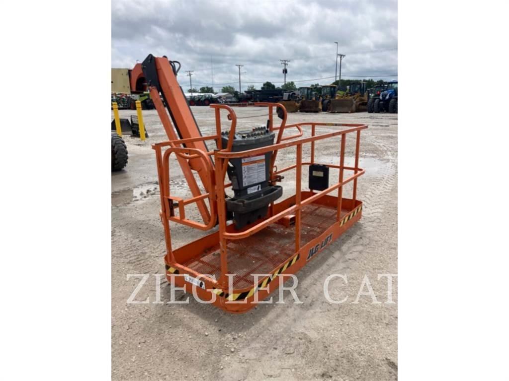 JLG 460SJ 曲臂高空工作平台