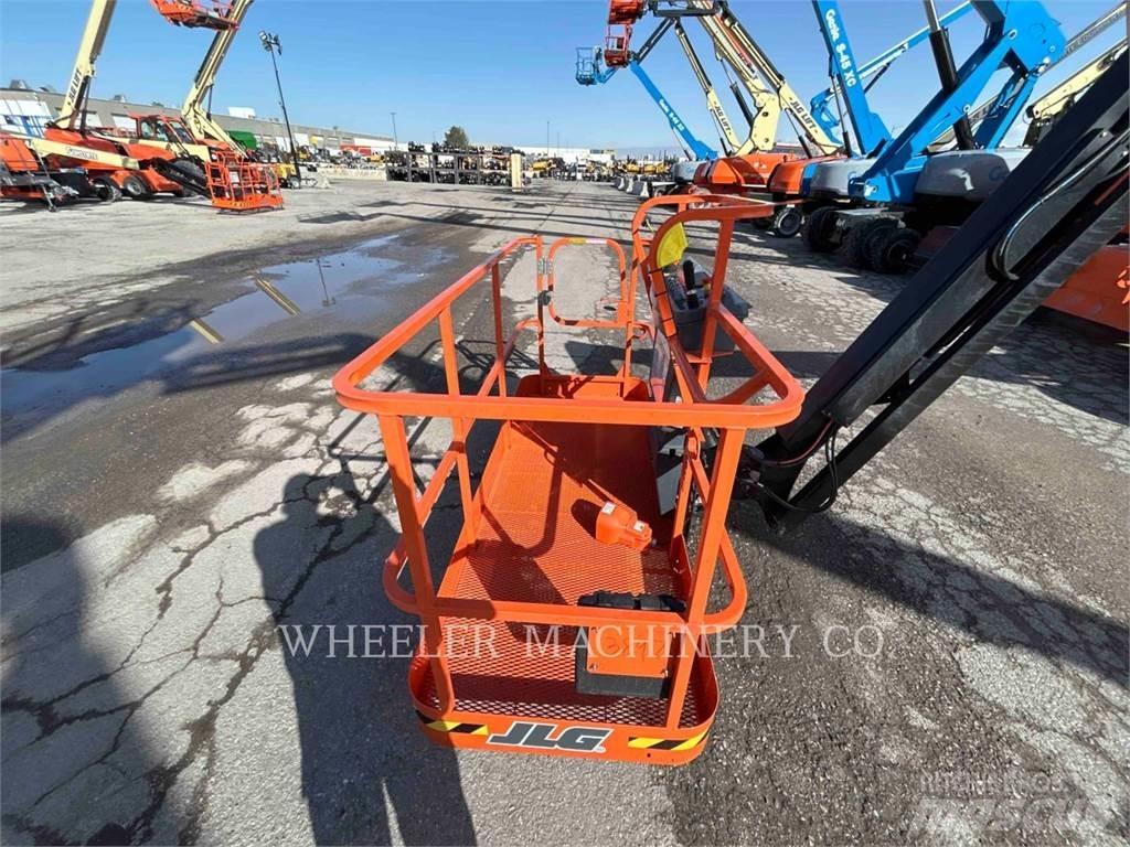 JLG 460SJ SP 曲臂高空工作平台