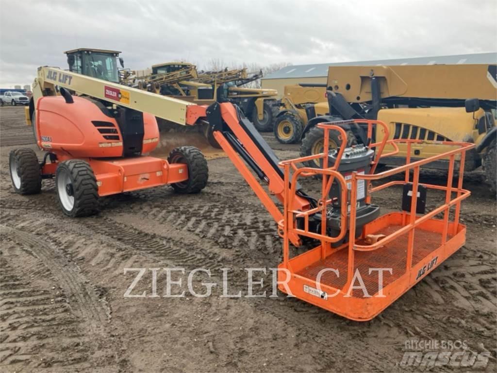 JLG 600AJ 曲臂高空工作平台