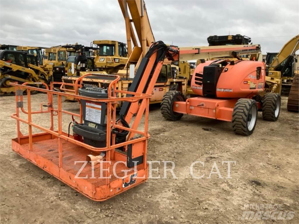 JLG 600AJ 曲臂高空工作平台