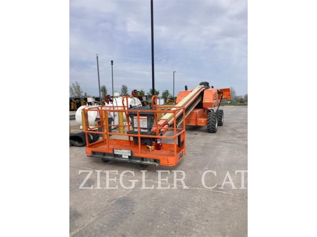 JLG 600S 曲臂高空工作平台