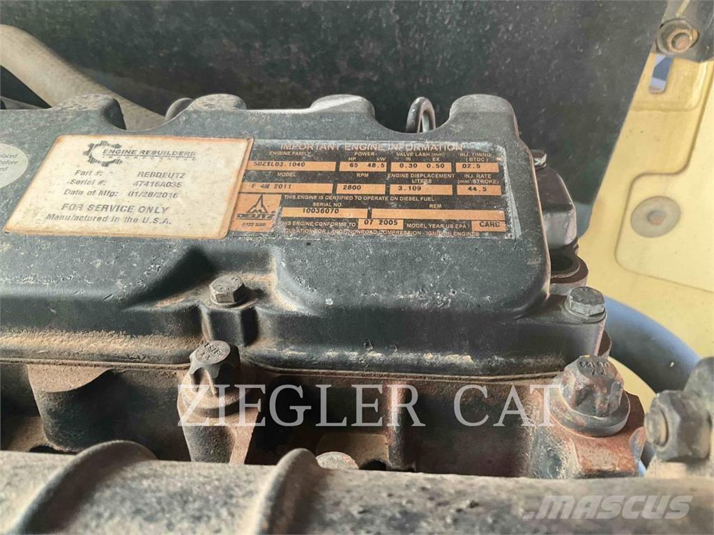 JLG 600S 曲臂高空工作平台