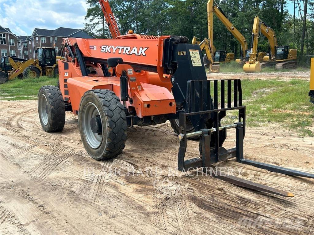 JLG 6042 伸缩臂叉装车|叉装车