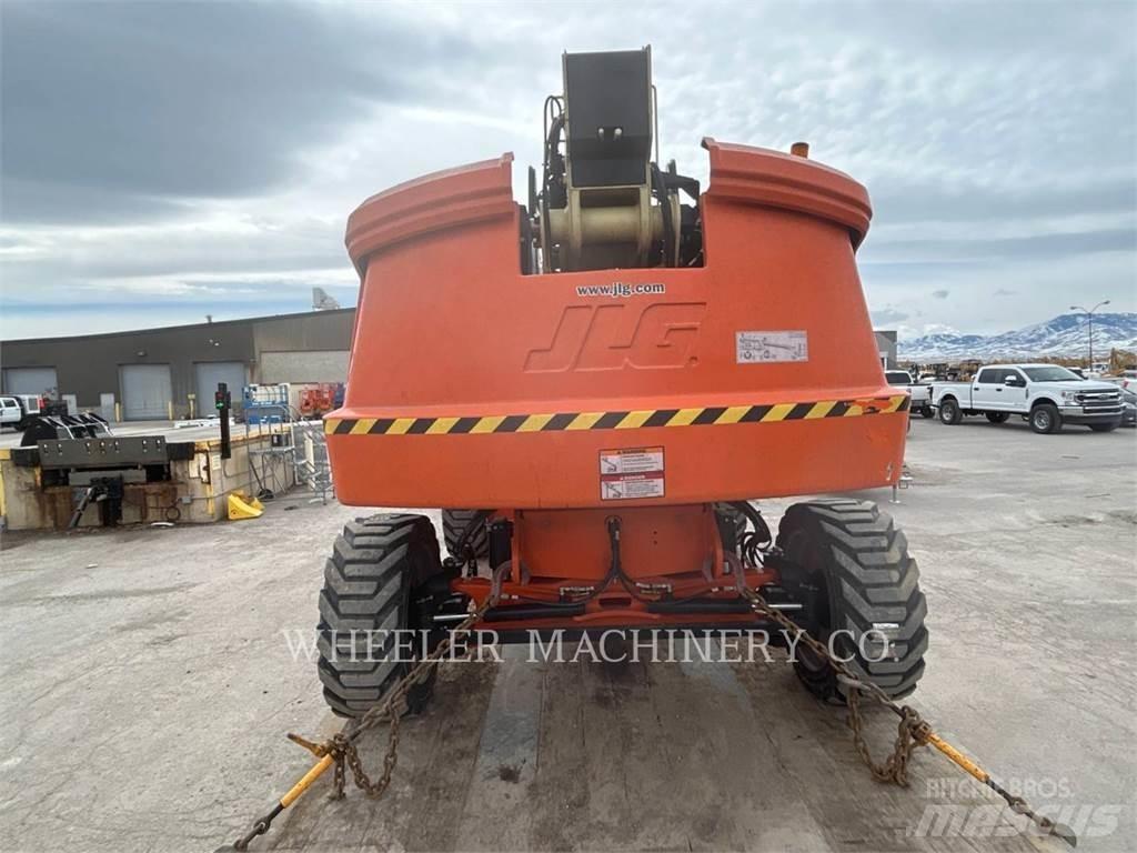 JLG 660SJ 曲臂高空工作平台