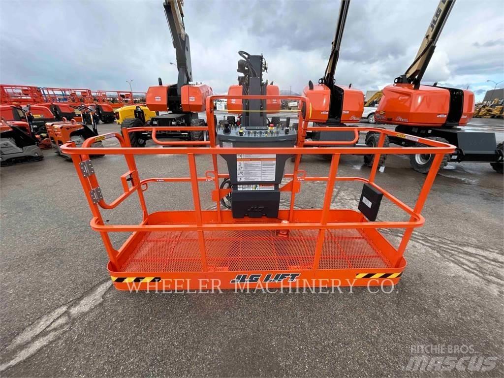 JLG 660SJ 曲臂高空工作平台