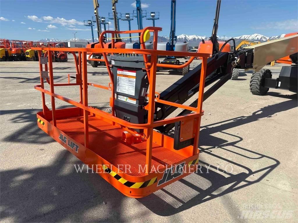 JLG 660SJ 曲臂高空工作平台