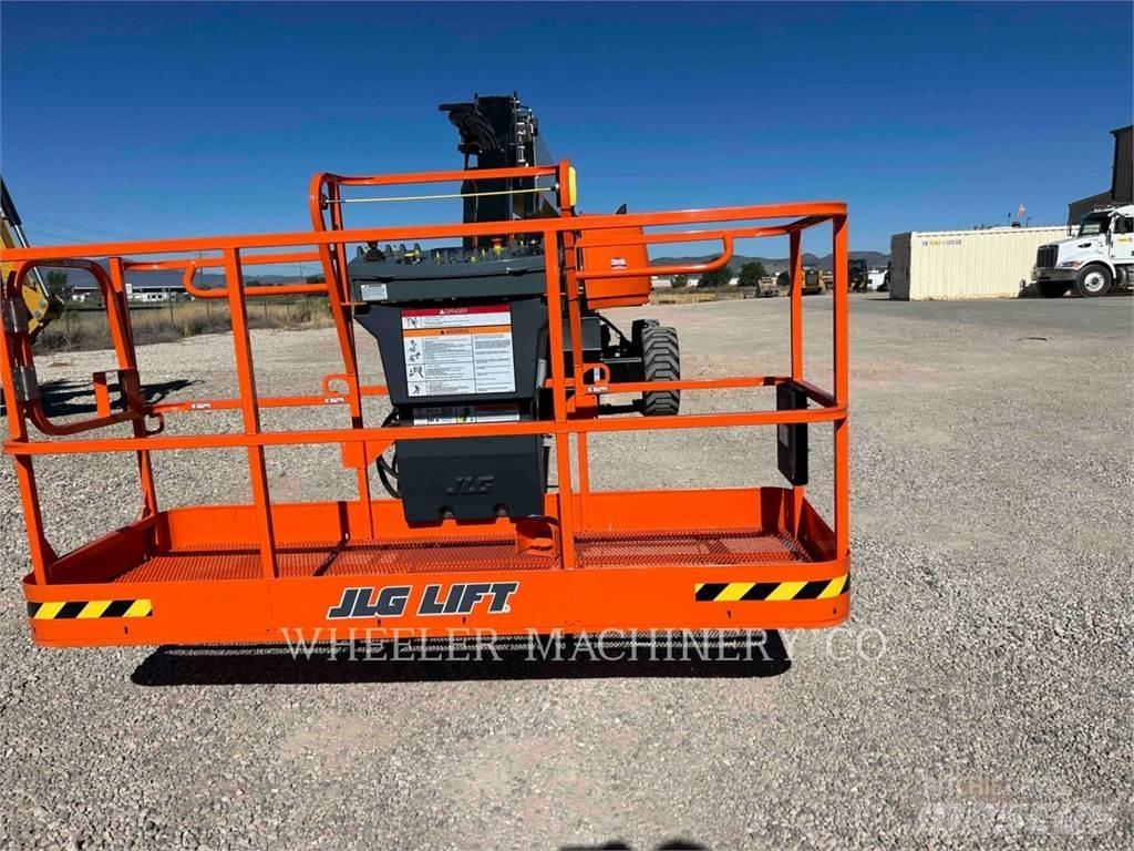 JLG 660SJ 曲臂高空工作平台