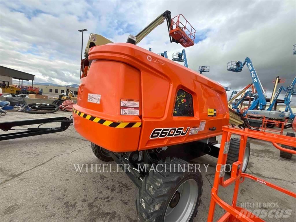 JLG 660SJ 曲臂高空工作平台
