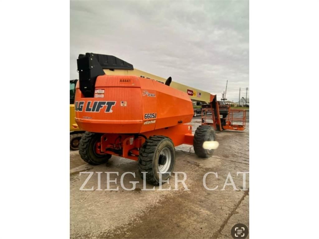 JLG 660SJ 曲臂高空工作平台