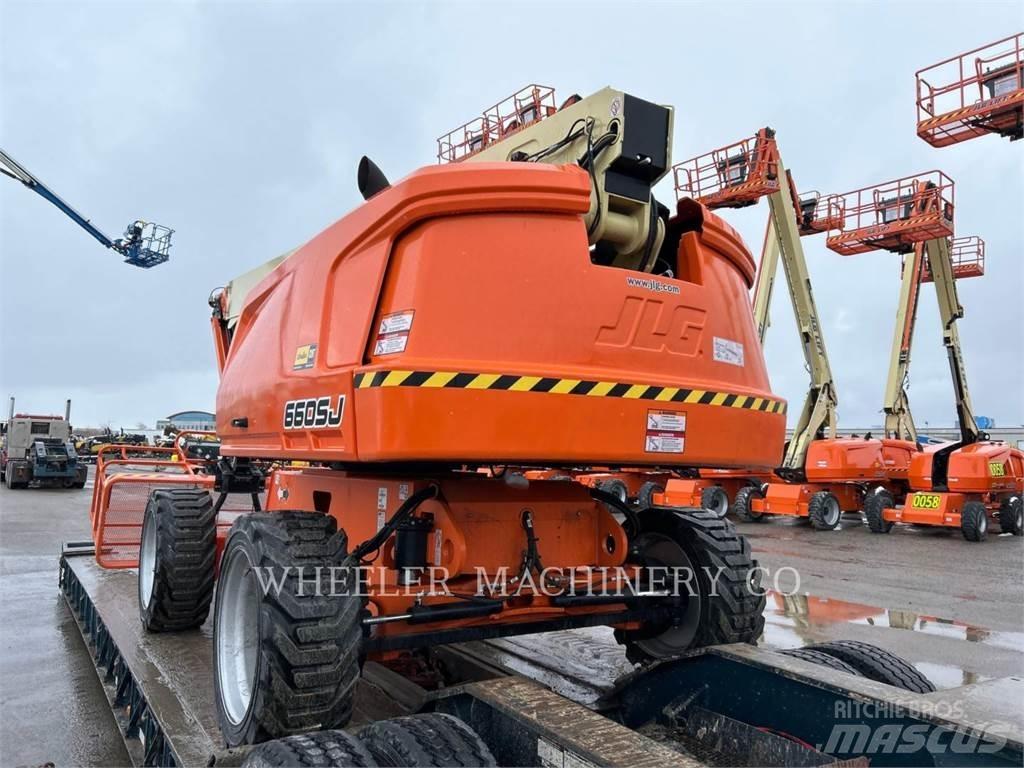 JLG 660SJ SP 曲臂高空工作平台