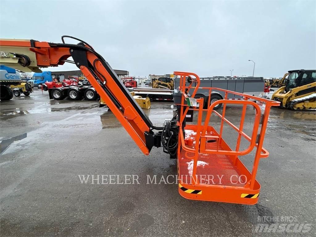 JLG 660SJ SP 曲臂高空工作平台