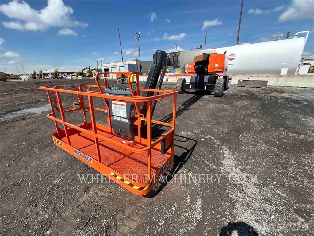 JLG 660SJ SP 曲臂高空工作平台