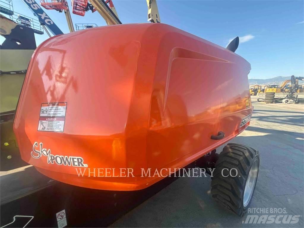 JLG 660SJ SP 曲臂高空工作平台