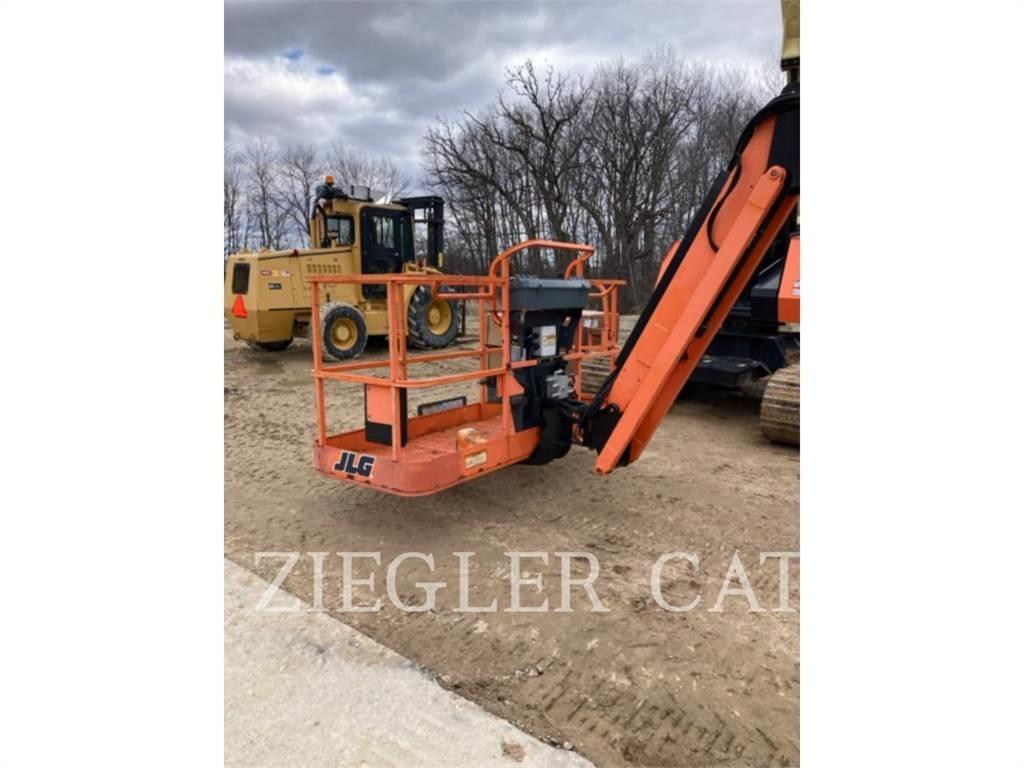 JLG 800AJ 曲臂高空工作平台
