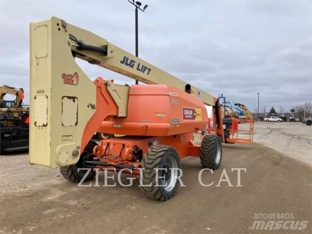 JLG 800AJ 曲臂高空工作平台