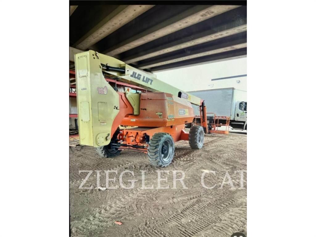 JLG 800AJ 曲臂高空工作平台
