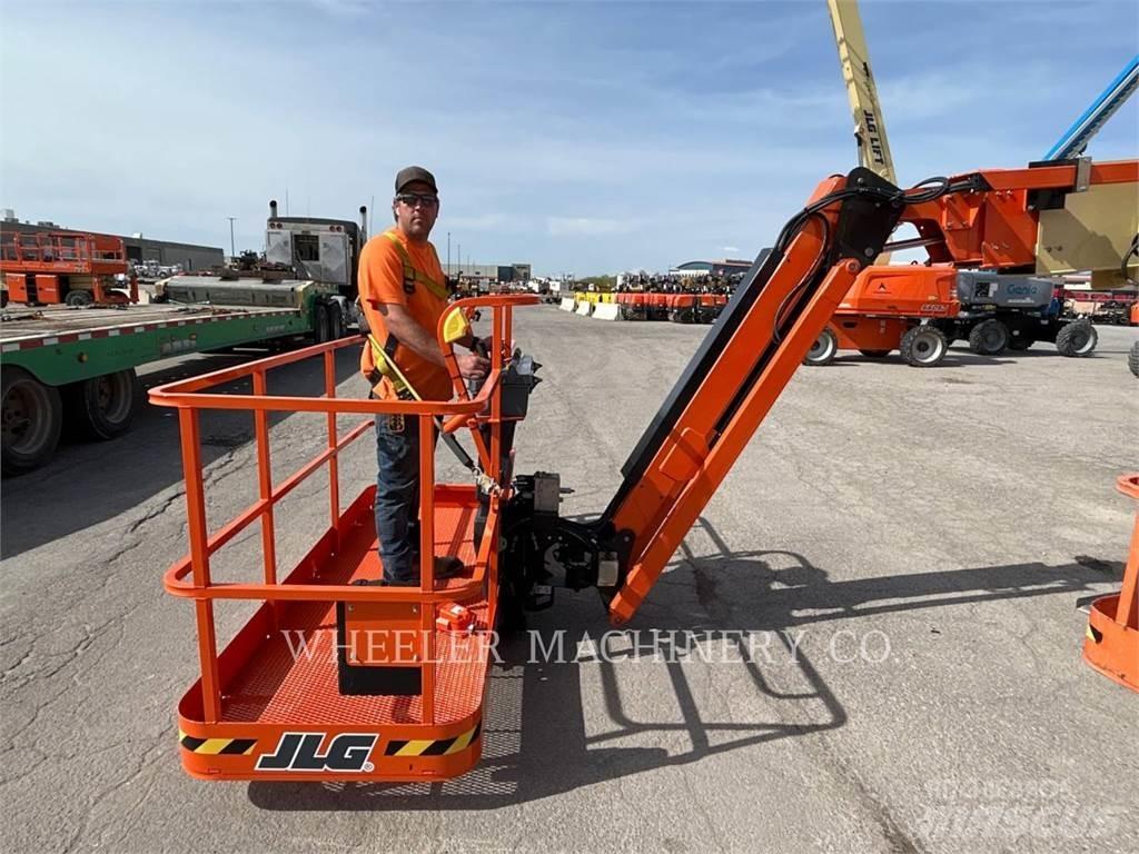 JLG 860SJ 曲臂高空工作平台