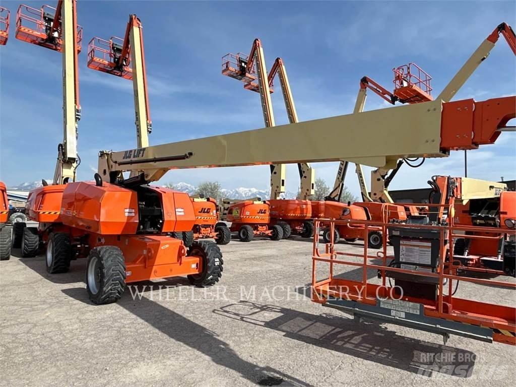 JLG 860SJ 曲臂高空工作平台