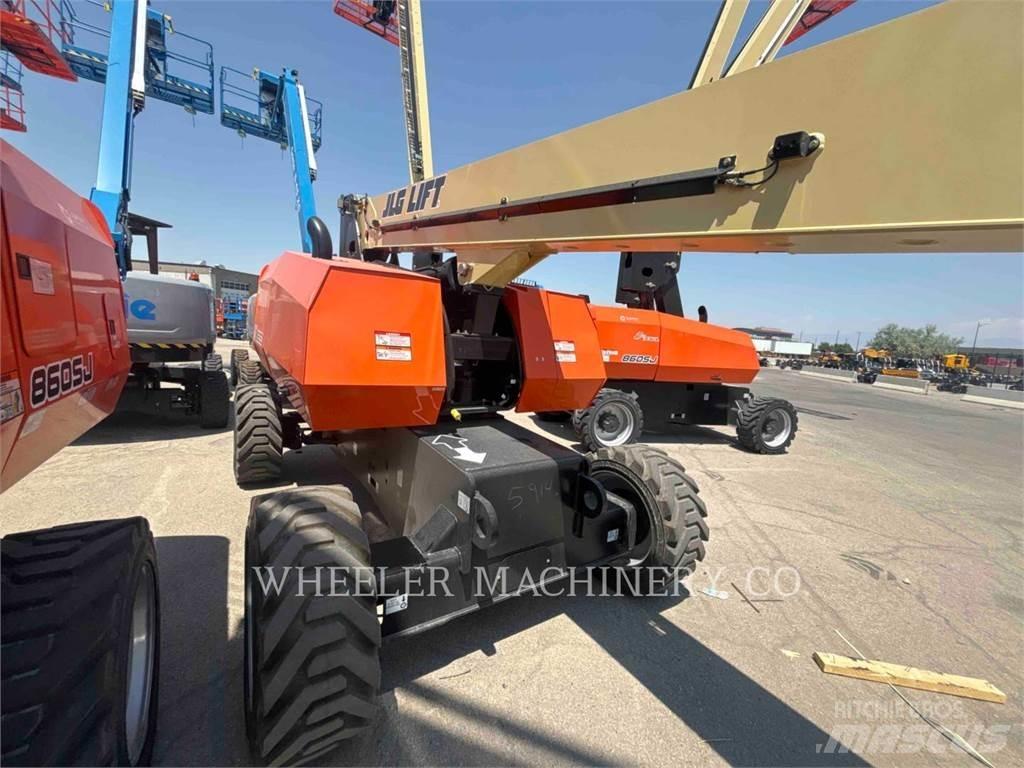 JLG 860SJ 曲臂高空工作平台