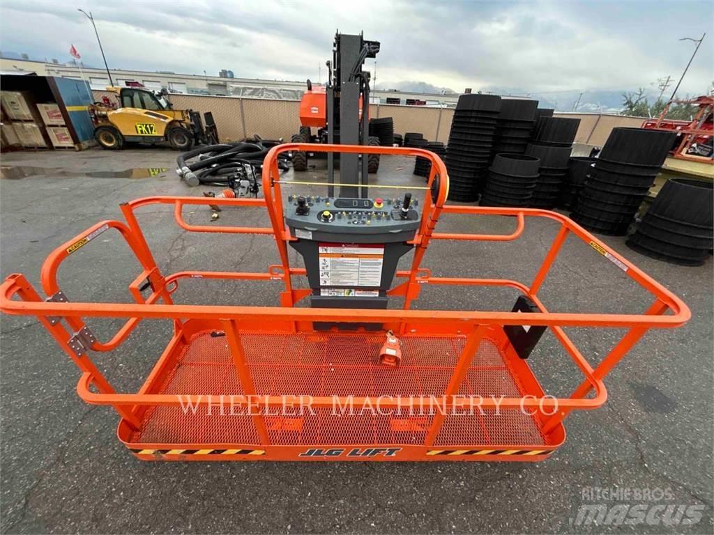 JLG 860SJ 曲臂高空工作平台