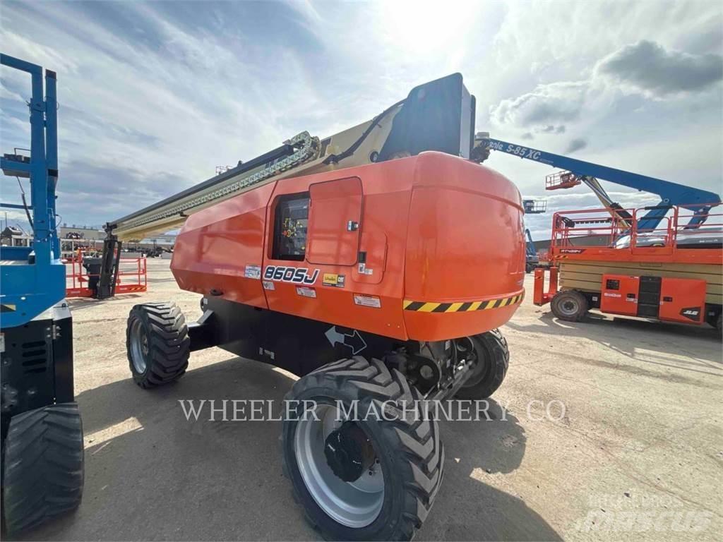 JLG 860SJ 曲臂高空工作平台