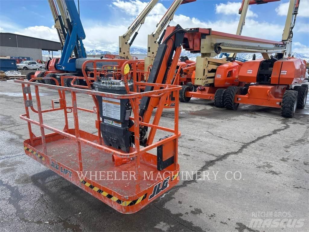 JLG 860SJ SP 曲臂高空工作平台