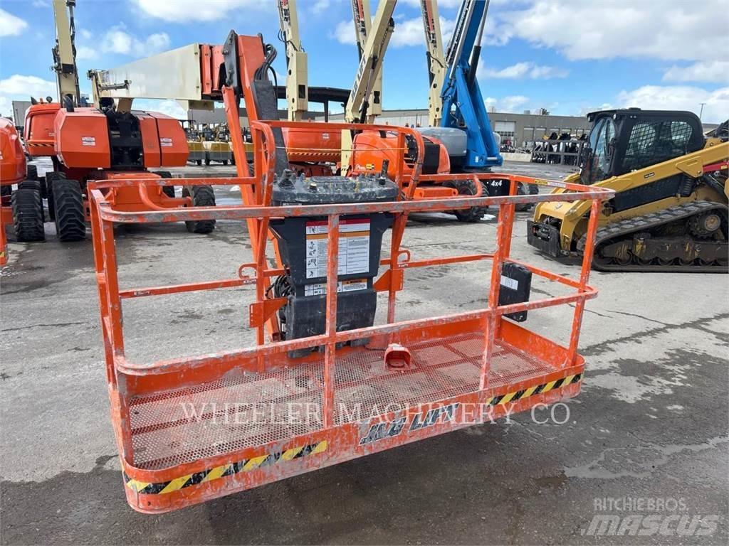 JLG 860SJ SP 曲臂高空工作平台