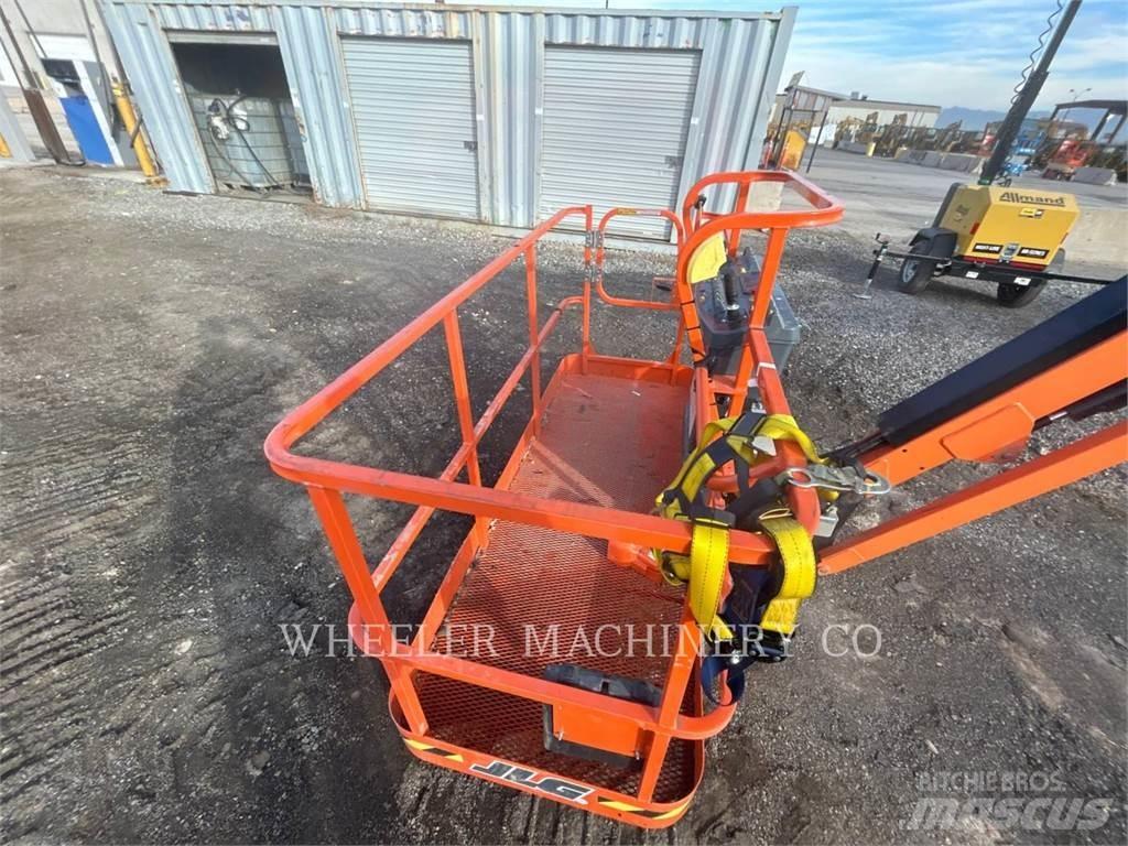 JLG 860SJ SP 曲臂高空工作平台