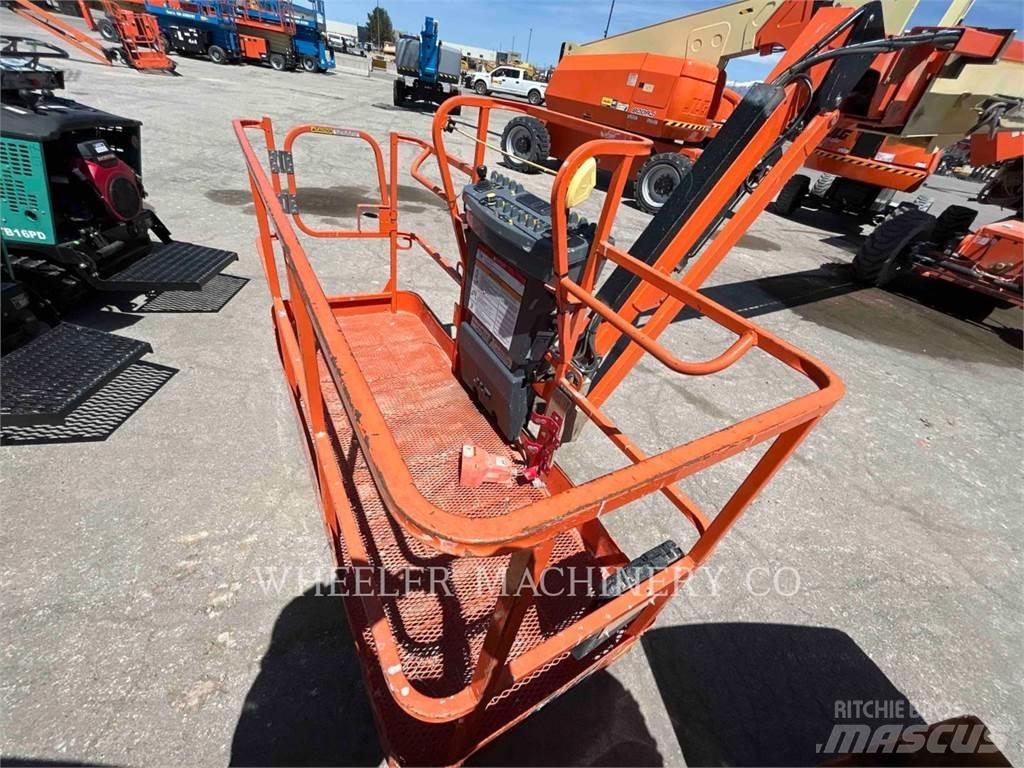 JLG 860SJ SP 曲臂高空工作平台